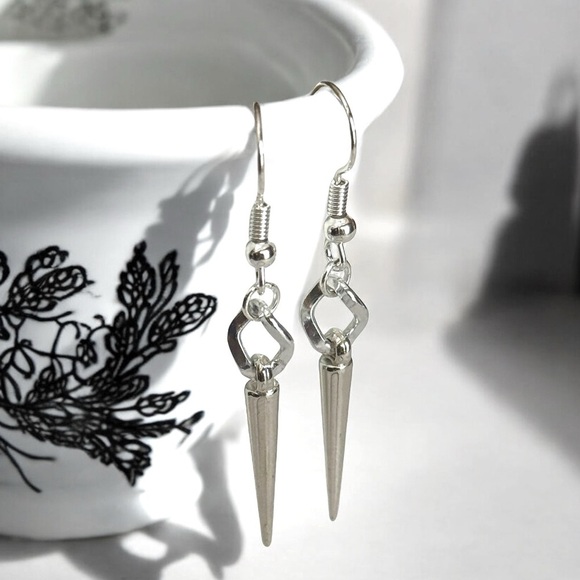 5 For $25💫Alternative Silver Punk Spike Cone Dangles Earrings - Picture 3 of 5